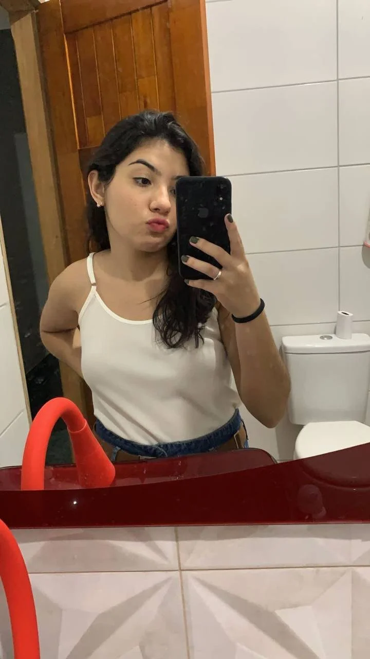 Vadia pagando boquete image 5