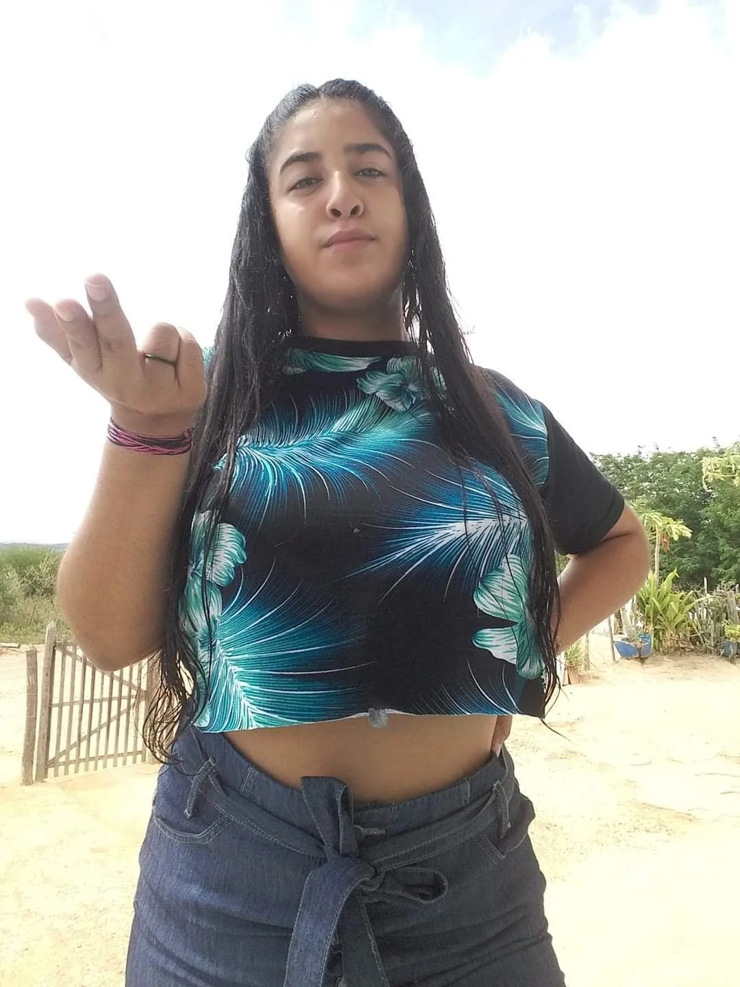 Vazou foto de novinha gostosa mostrando a buceta pro amante image 10