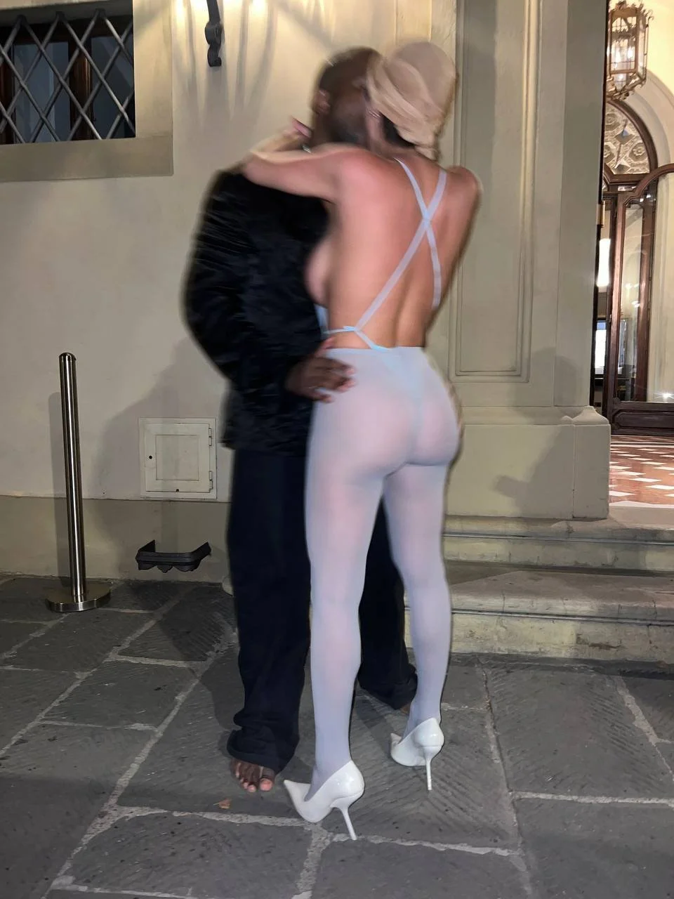 Kanye West came to the 2025 Grammys with his naked wife Bianca Censori image 41