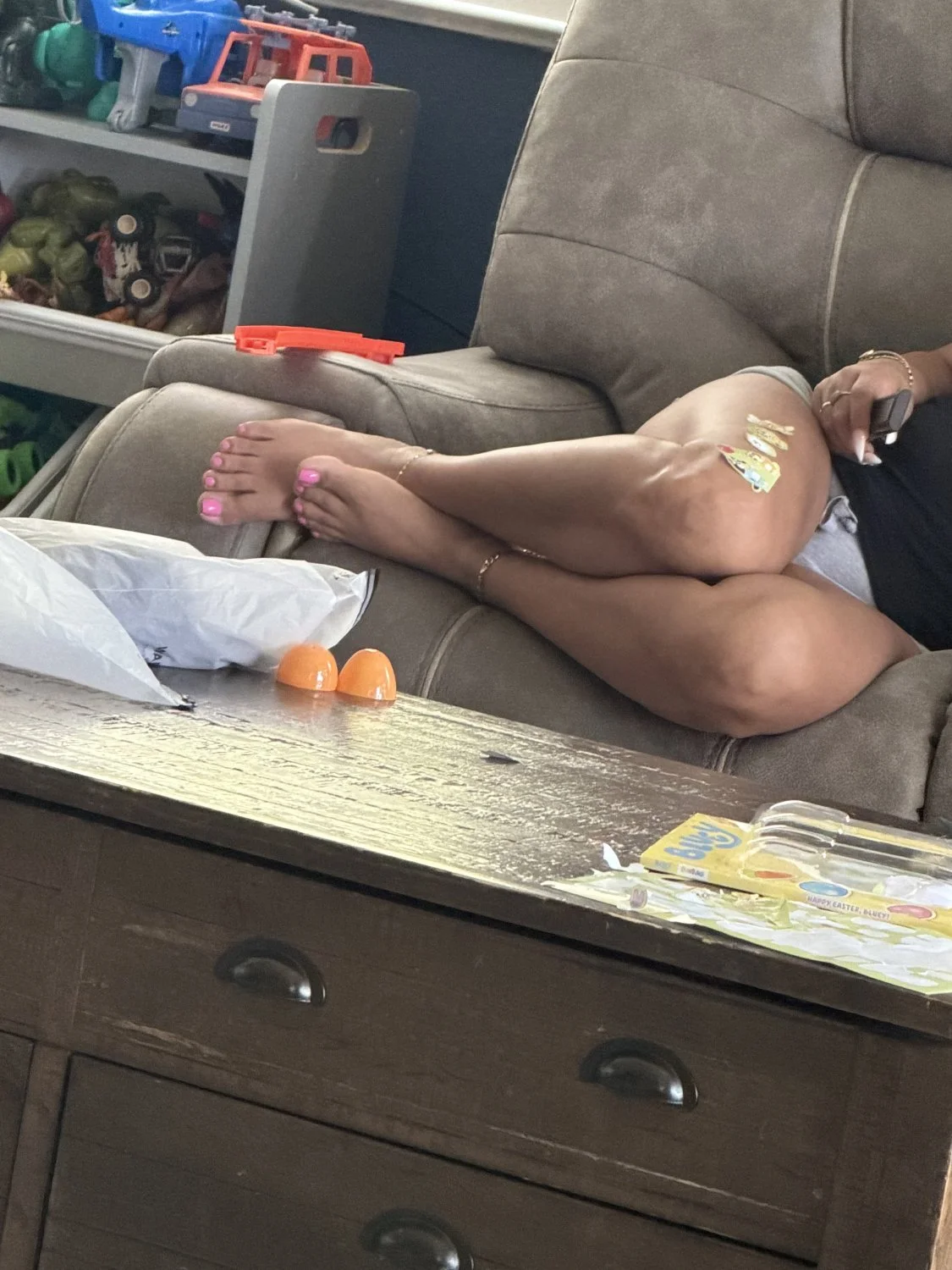 MY GIRLFRIENDS SEXY MOM image 6