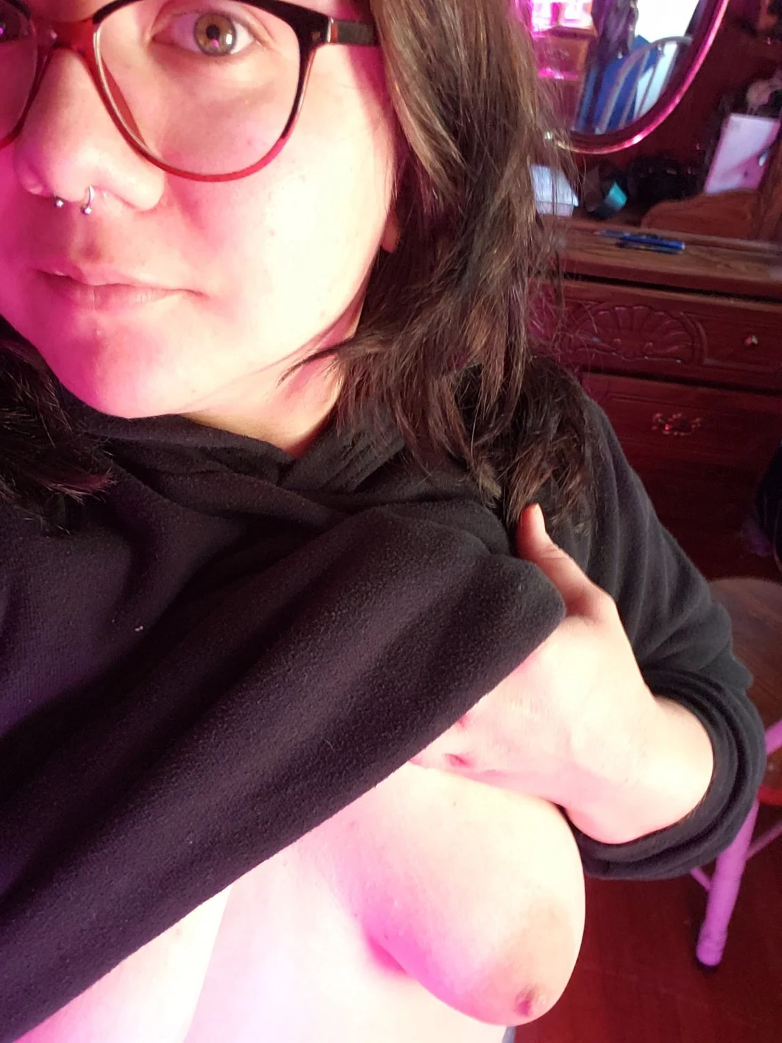 BBW slut shown off image 3
