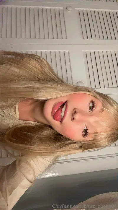 Sexy russian snowbunny cover image