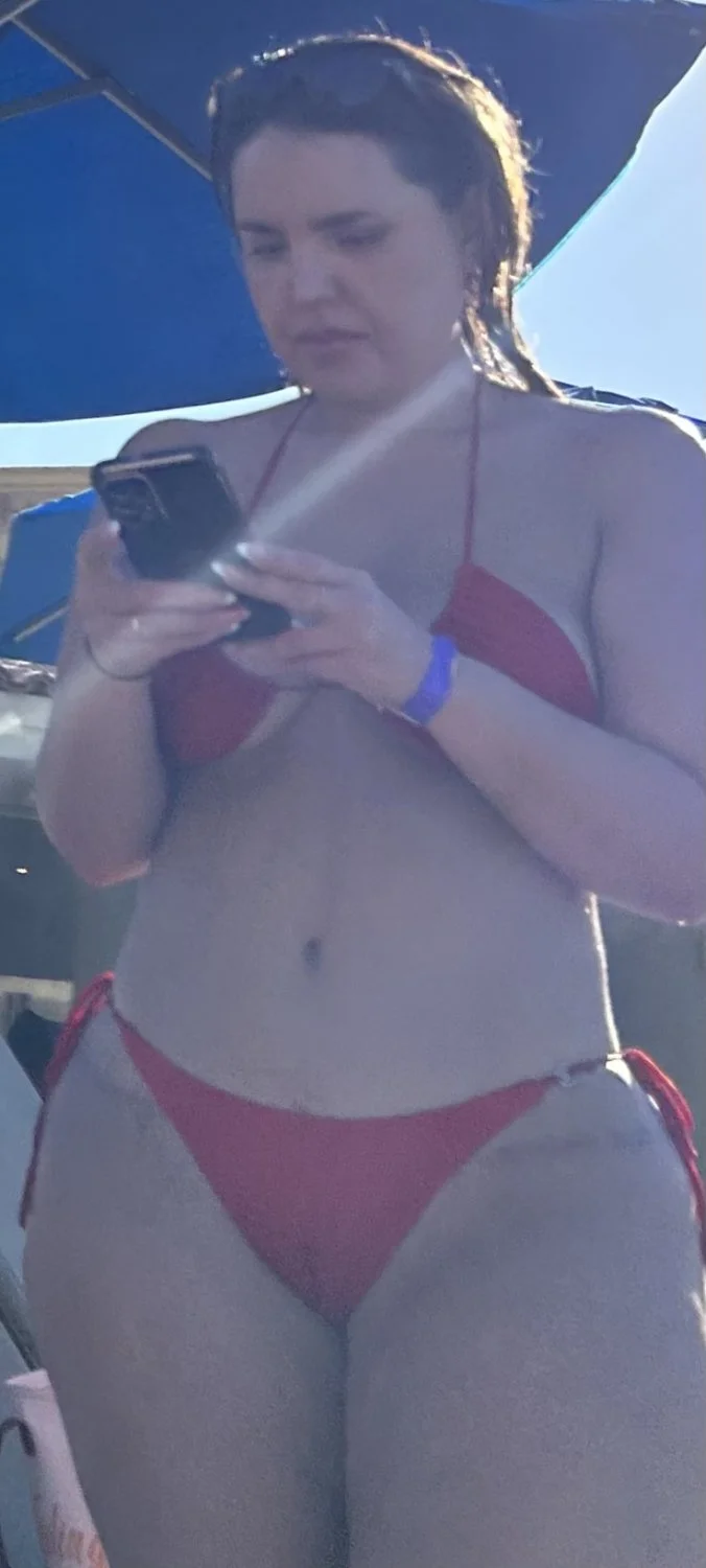Super Thick Latina Baddie 🤤 image 12