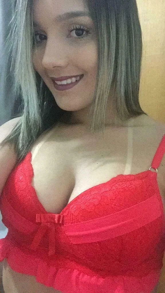 Tifany loira espetacular caiu na net image 5