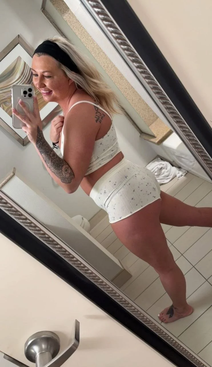 Hot Wife's and Girlfriend's and Exs image 14