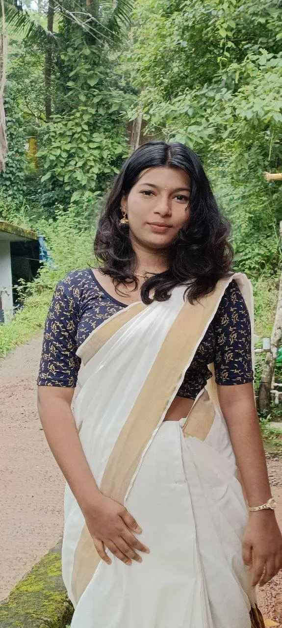 579 - Indian girl taking dick good image 3
