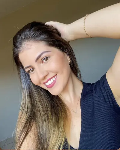 Vazou a ex safada mamando gostoso duas rolas. cover image