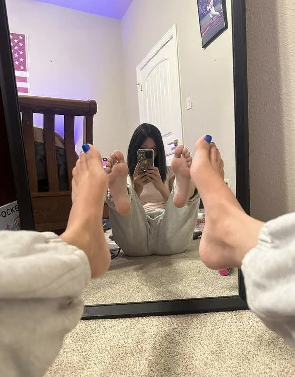 Asian Toes image 19