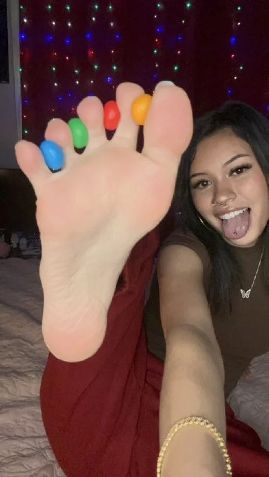 Asian Toes image 34