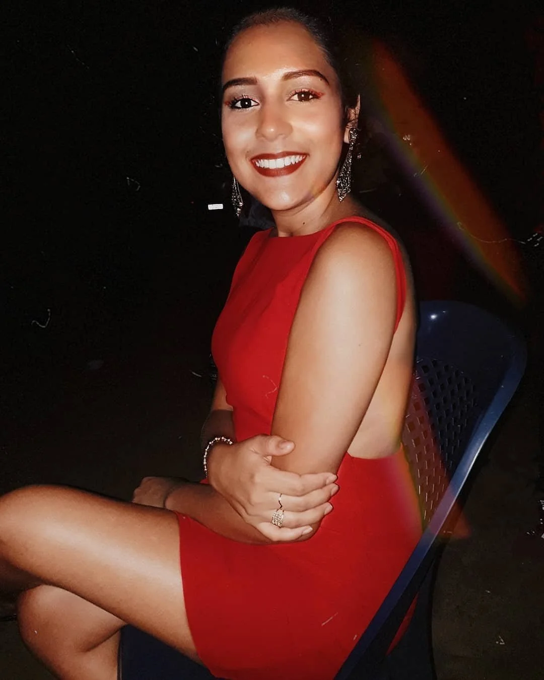 NOVINHA GOSTOSA ENVIA NUDE PARA COMEDOR image 10