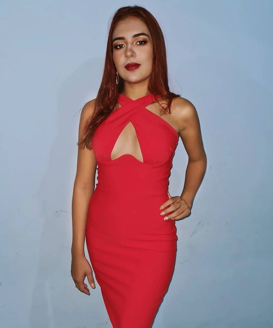 NOVINHA GOSTOSA ENVIA NUDE PARA COMEDOR image 8