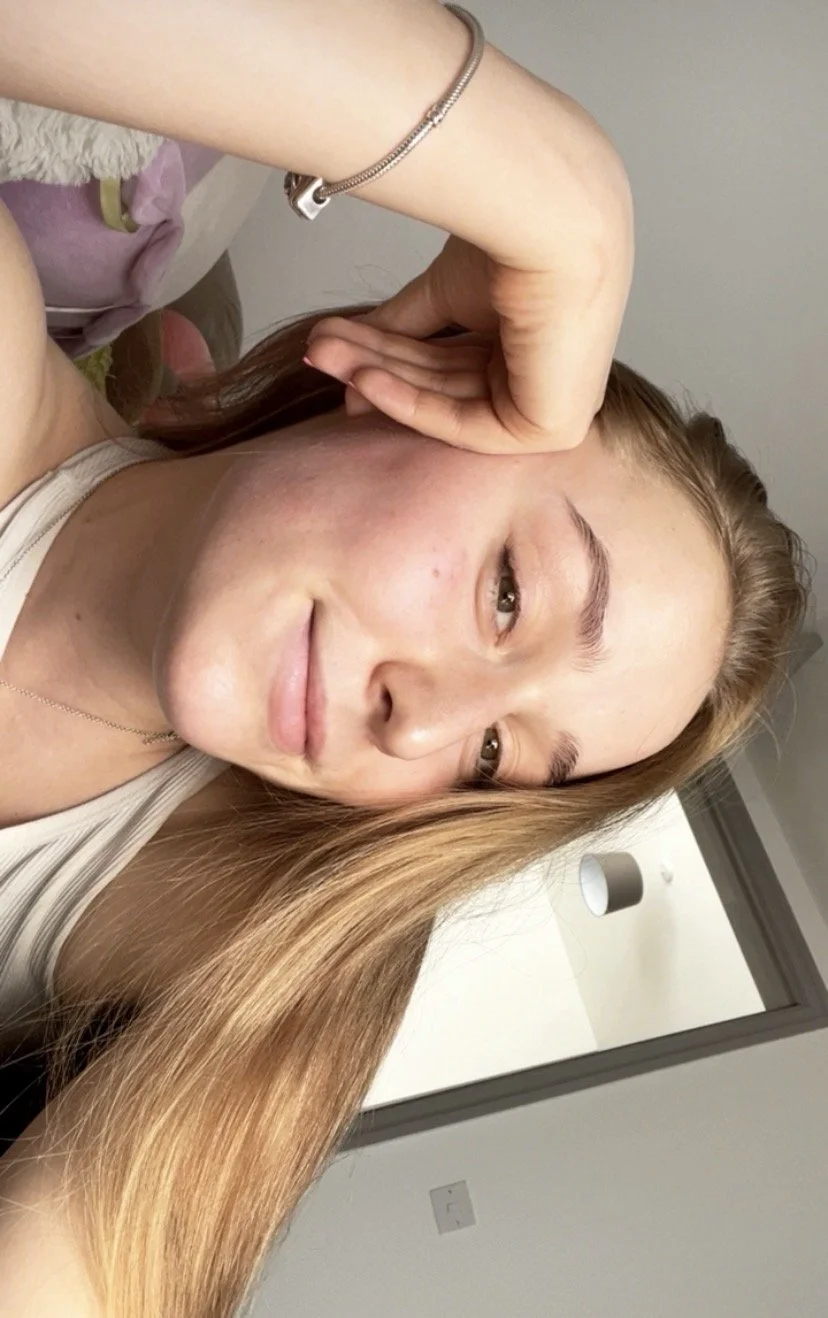 Sexy slut Viviana needs bbc for pounding she’s 24 need anything dm me image 3