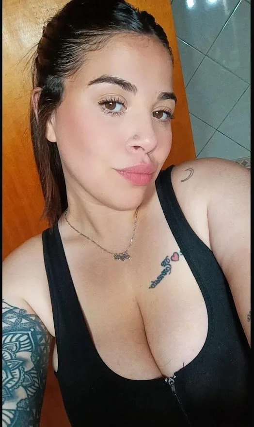 Tetas XXL image 40