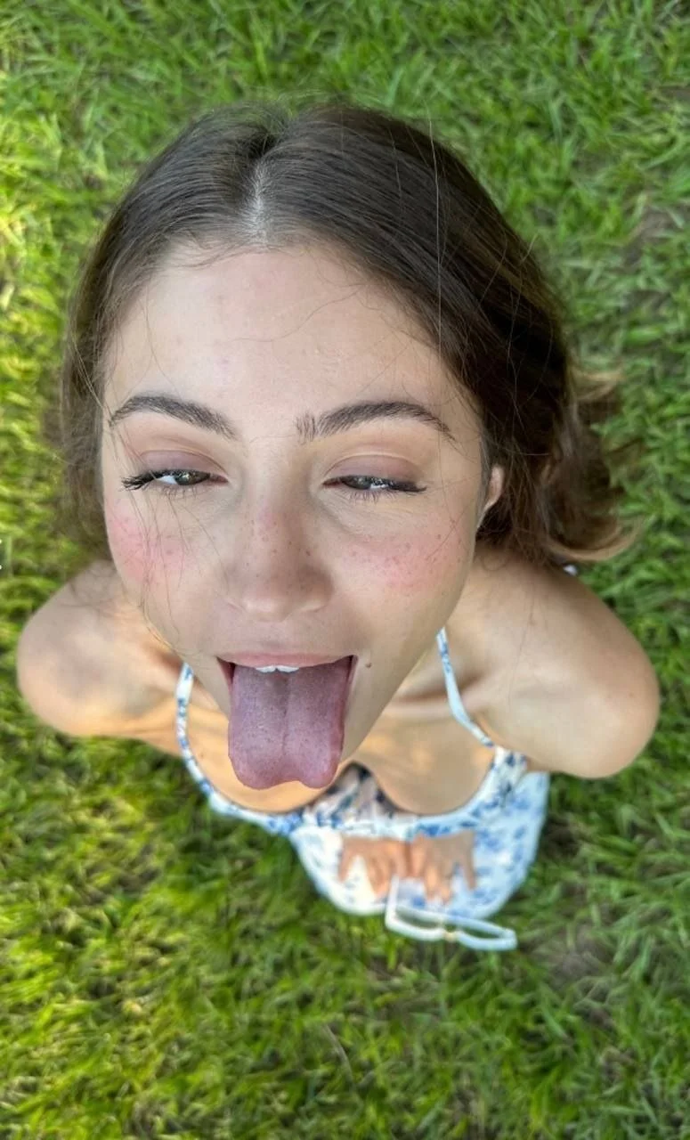 janicee image 2