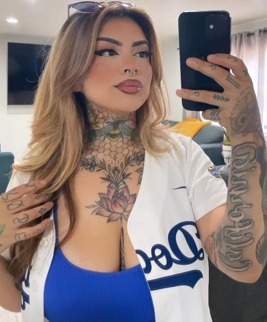 Thick tatted irl latina milf & her MASSIVE mommy milkers deserve to be drenched in cum image 25