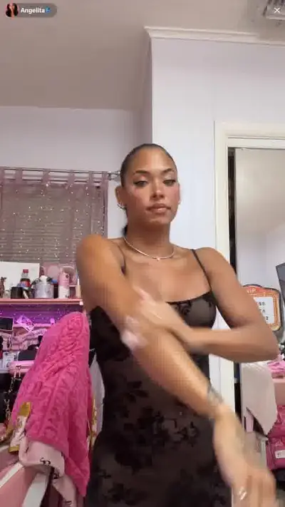 tiktok live 4ng3l1t4 nothing much cover image