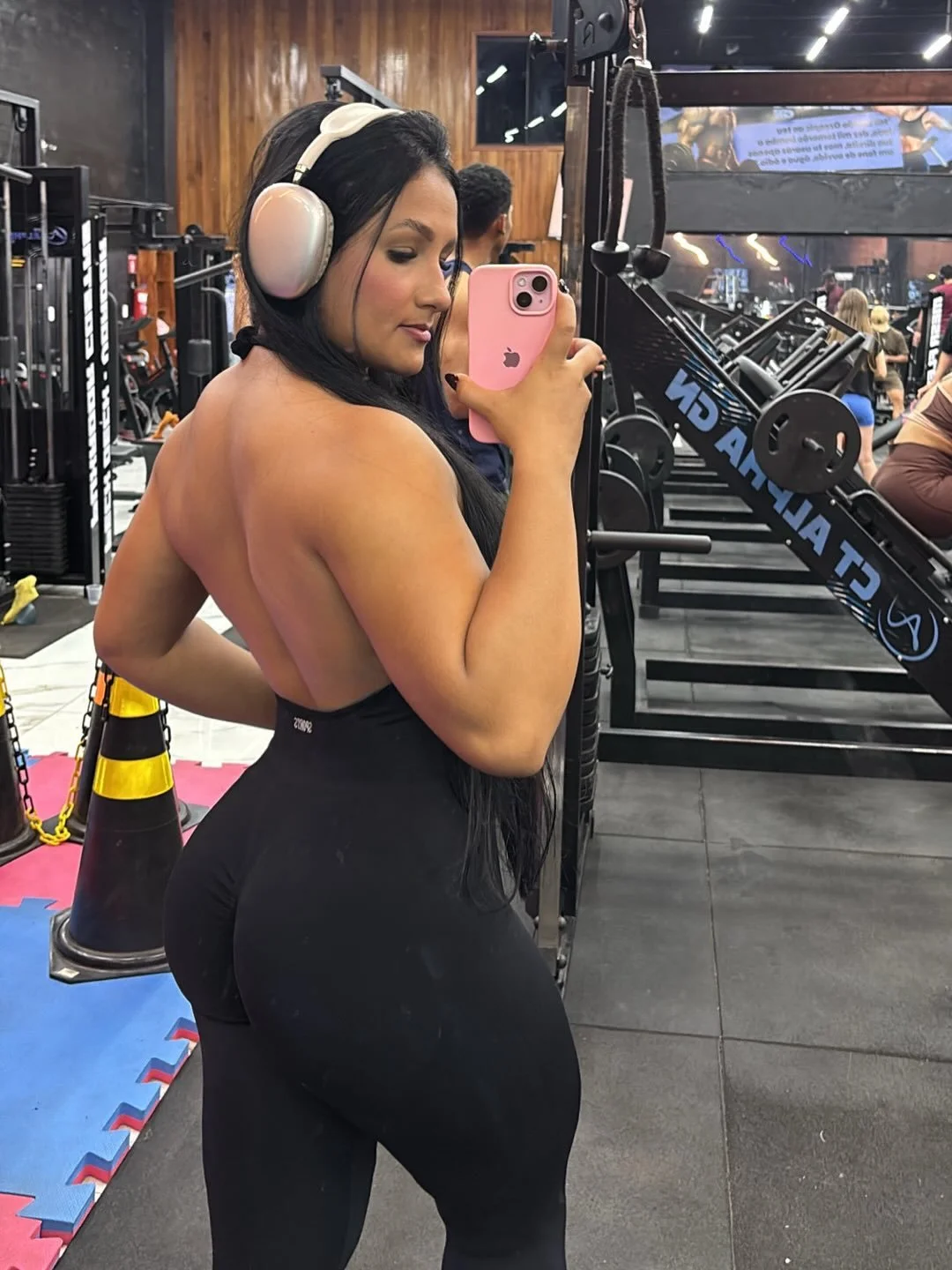 _lana_rodrigues, Rata de academia. image 4