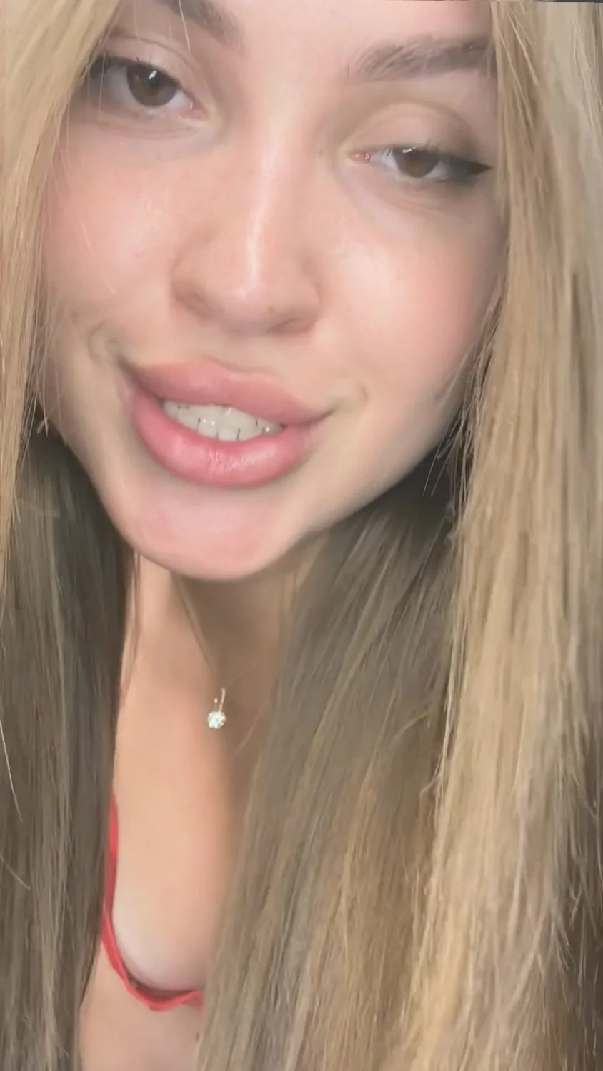 🔞 curvy small tits pussy licking nude wet pussy 💦🍑 Check my OF image 2