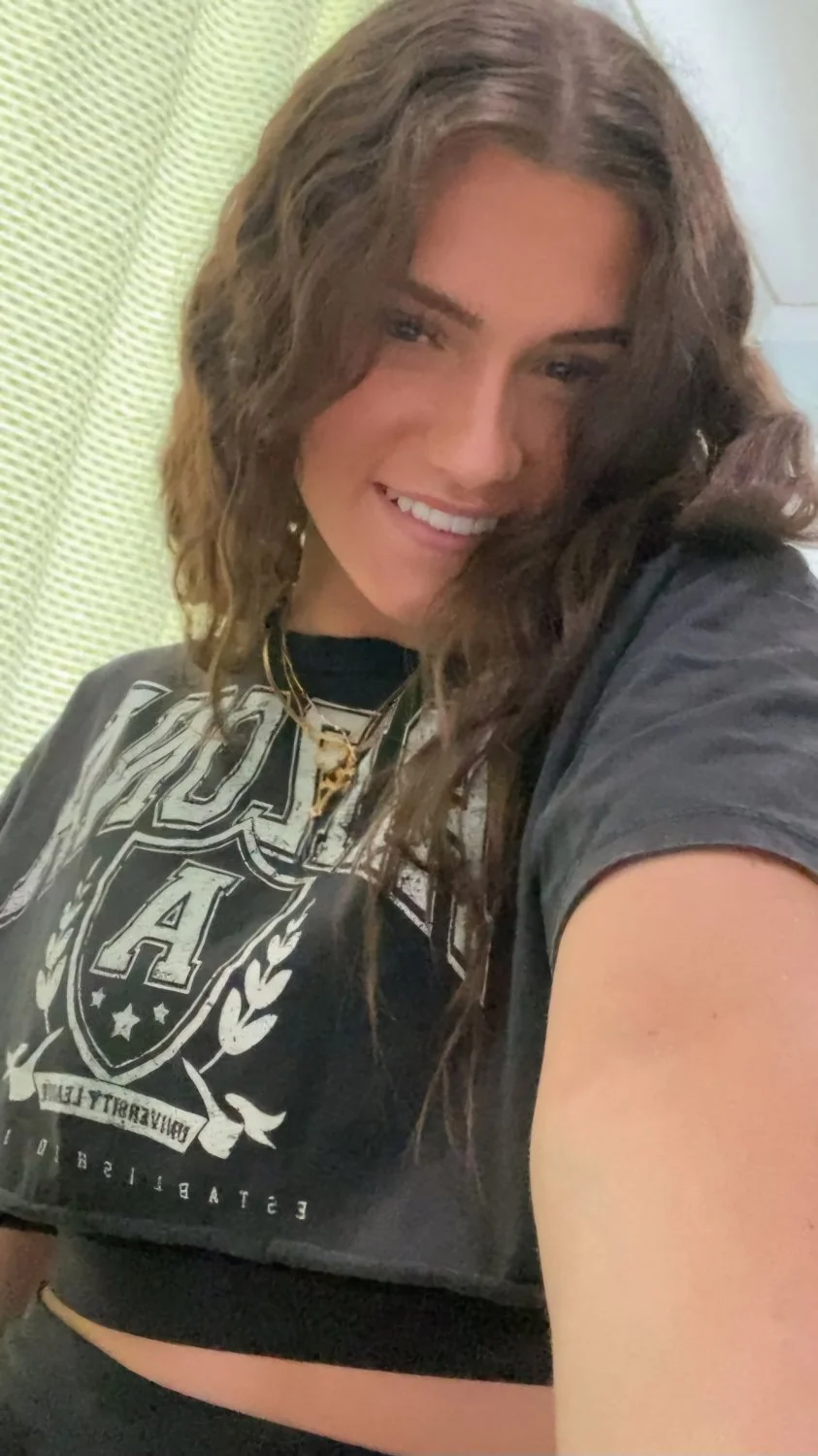 Alyssa - slim thic fit cute baddie college teen 18+ image 17