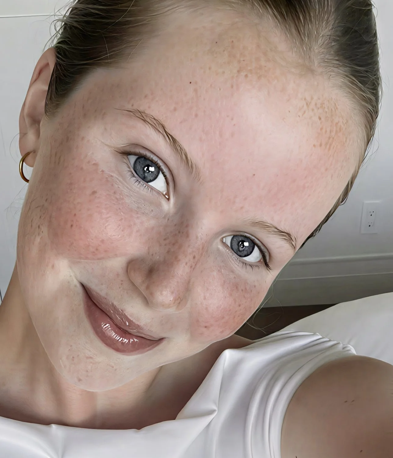 HARPER’s cute face deserves to be covered in your jizz image 14