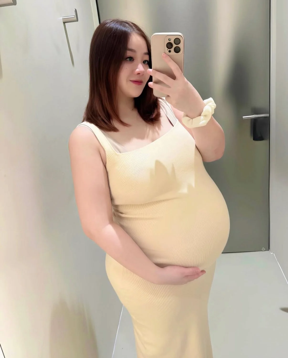 Chinese Slutwife Acaq image 8