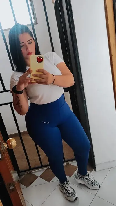 Sexoservidora de Medellín cover image