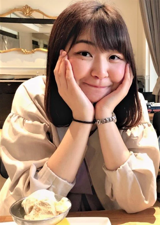 かわいい顔しているのにこんなことをされて… image 6