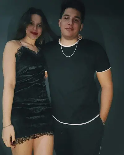 Corno libero a magrinha gostosa pro amigo cover image