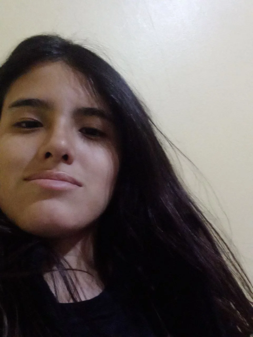Claudia, peruana bisexual ninfómana. main image