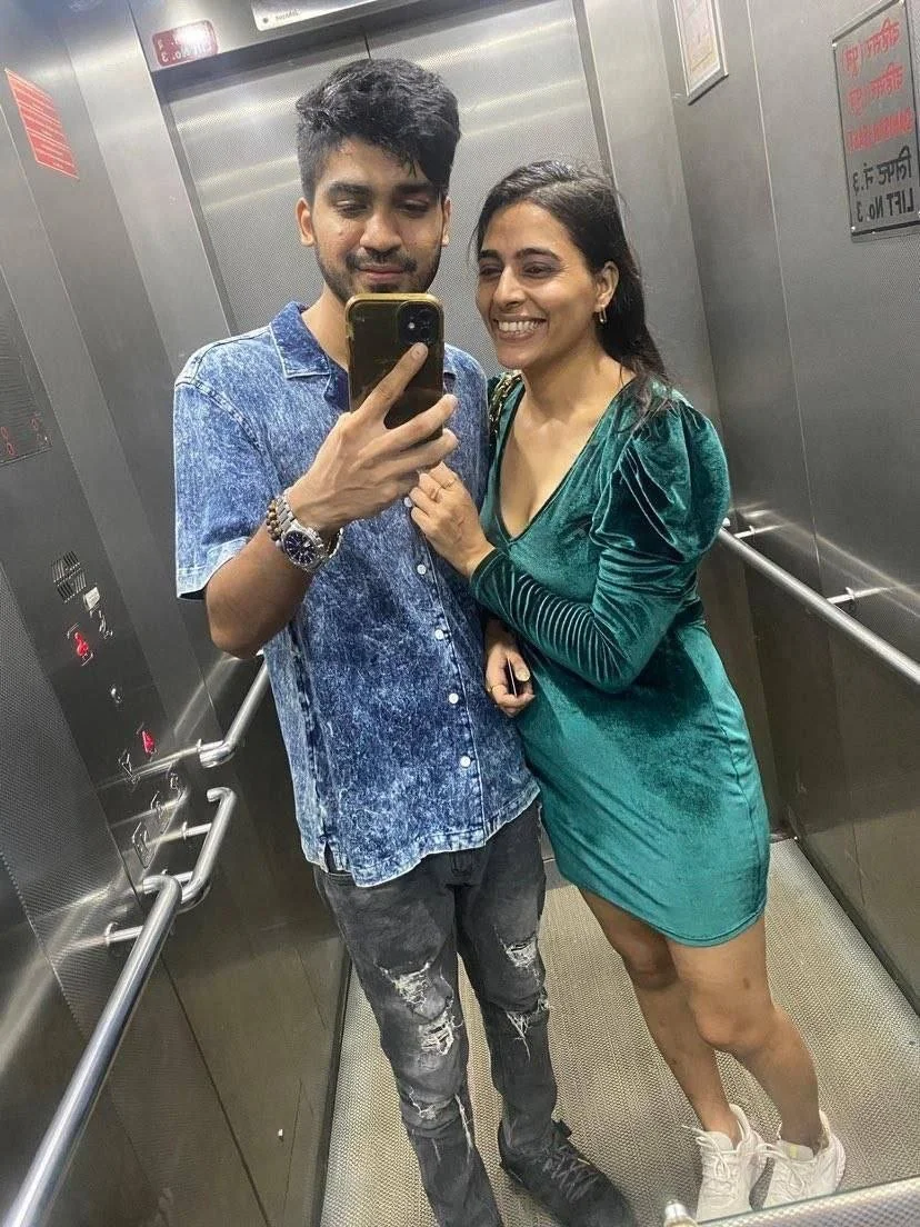 492 - Indian couple amateur fun image 2