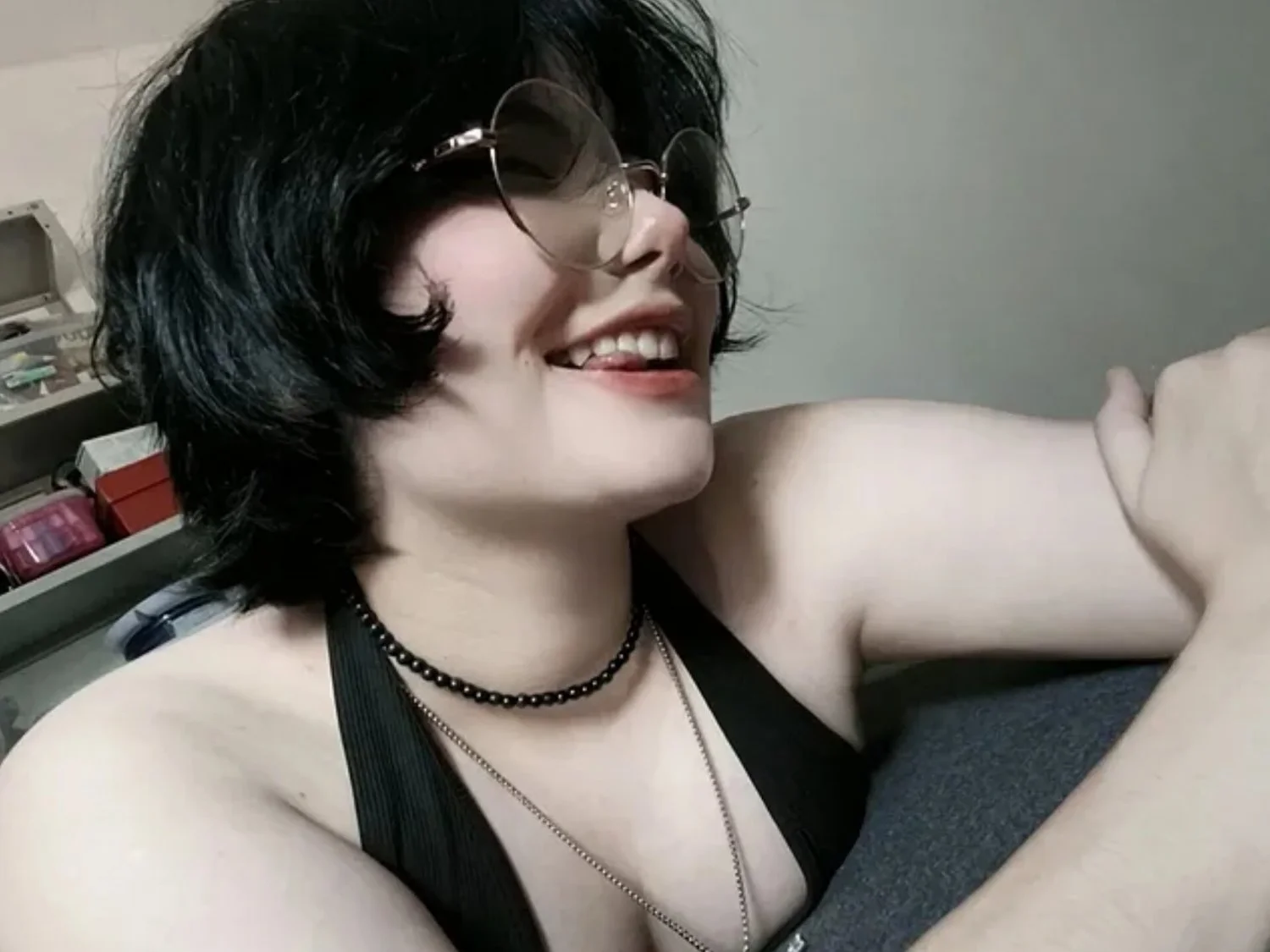 who is she? image 4