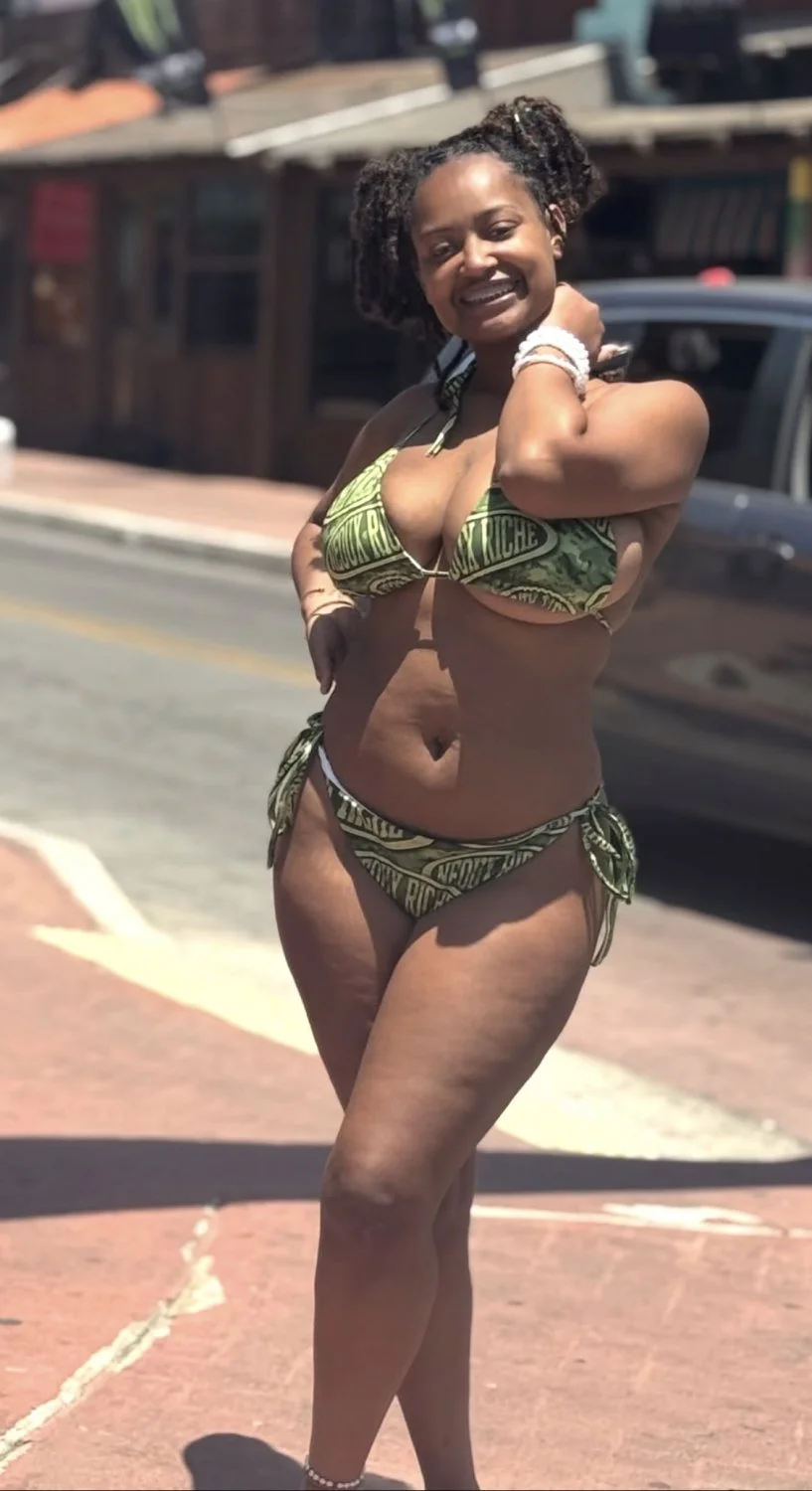 College ebony girl with huge tits image 5