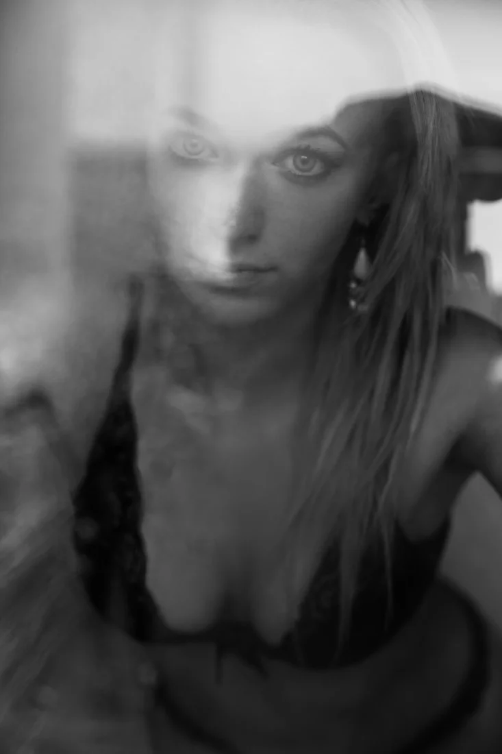 Maella Boudoir image 5