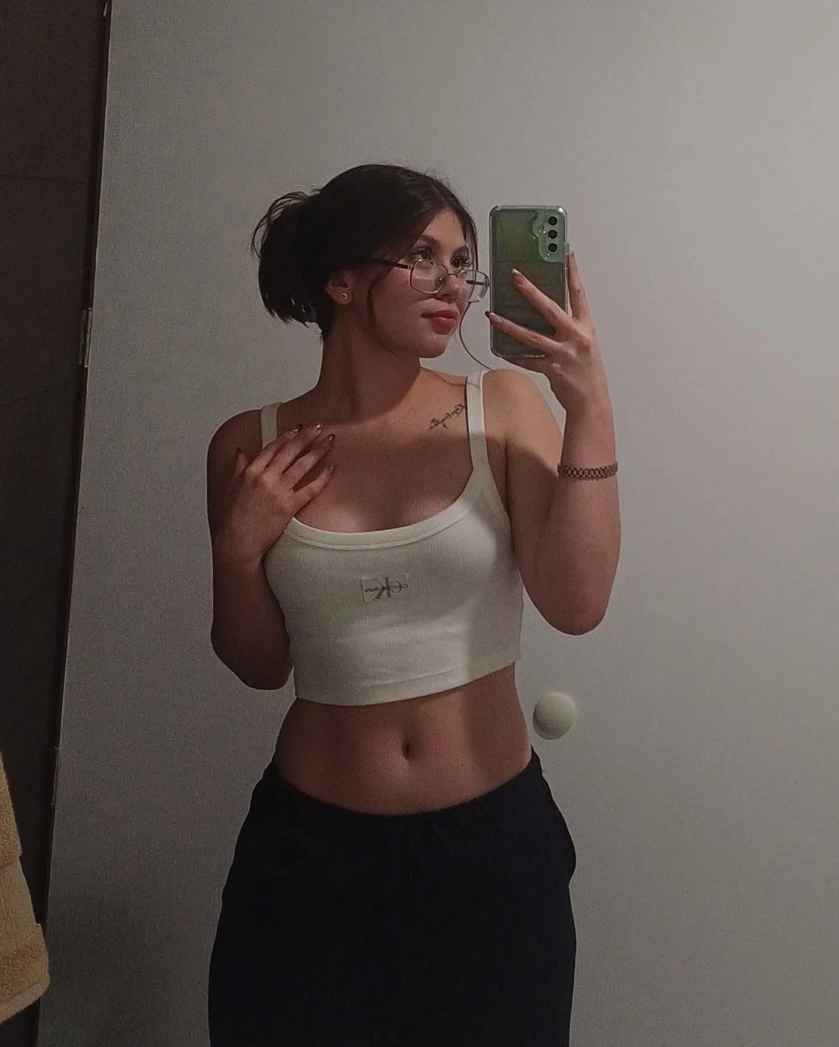Alumna culona expuesta se solicitan tributos para ella 😍🔥 image 21