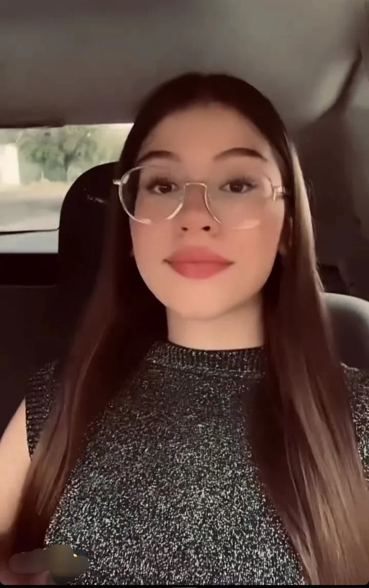 Alumna culona expuesta se solicitan tributos para ella 😍🔥 image 23