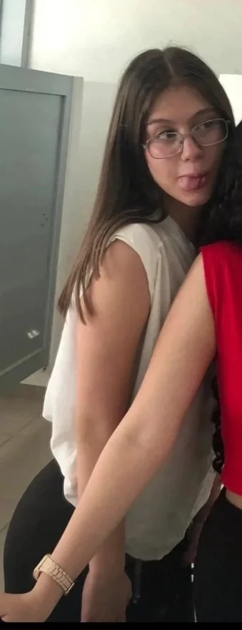 Alumna culona expuesta se solicitan tributos para ella 😍🔥 image 8