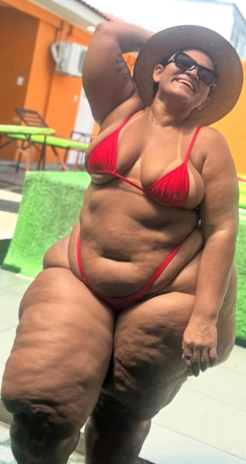 Thick mature bbw😍😍😍 image 3