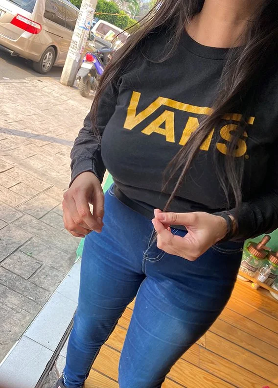 Enormes tetas de mi vecina venezolana image 18