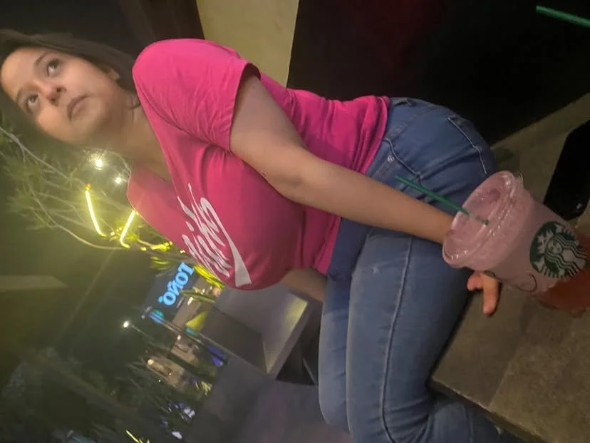 Enormes tetas de mi vecina venezolana image 8