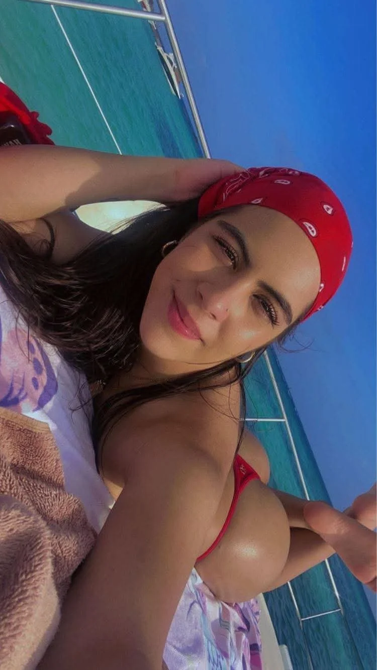 Hermosa hermana culona mexicana Melissa image 10
