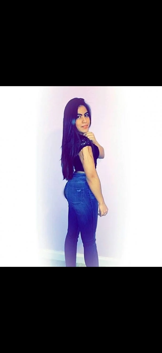 Hermosa hermana culona mexicana Melissa image 13