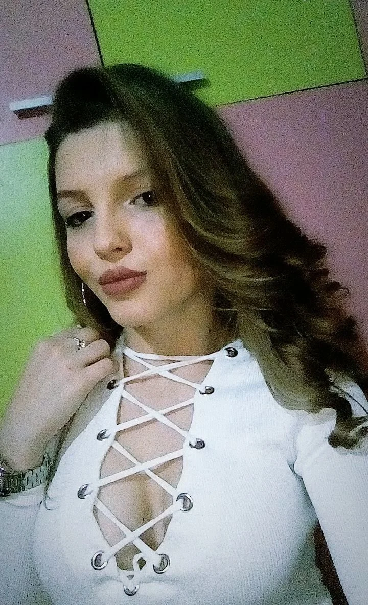 Hot Teen Bojana (Non Nude) image 16