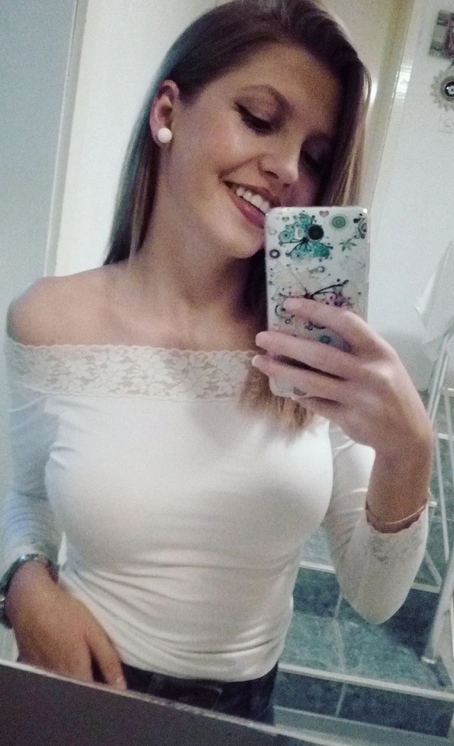 Hot Teen Bojana (Non Nude) image 20