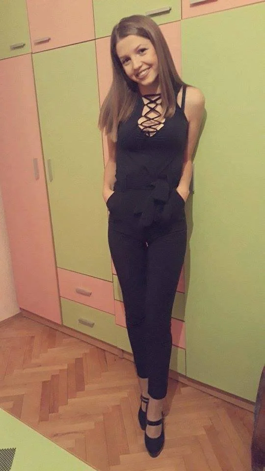 Hot Teen Bojana (Non Nude) image 8