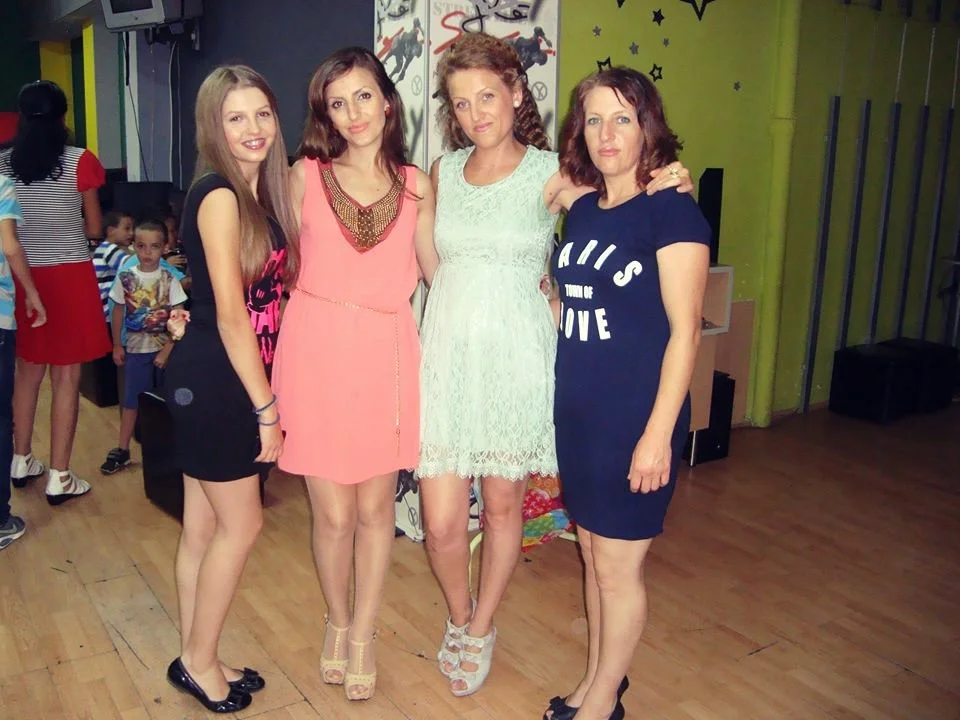 Hot Teen Bojana (Non Nude) image 9