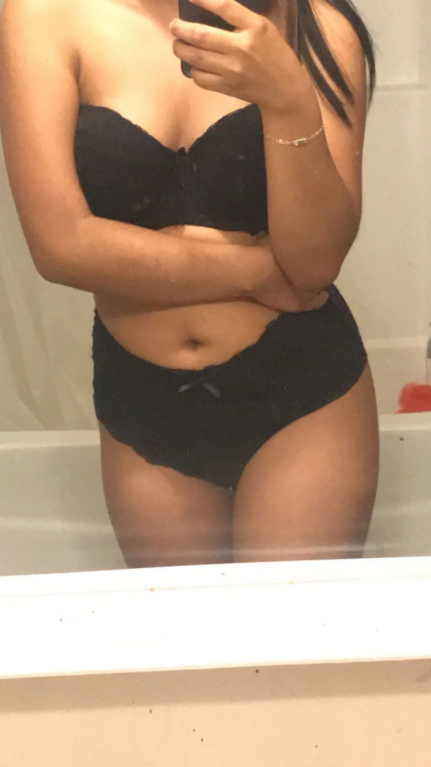 18 Latina gf image 22