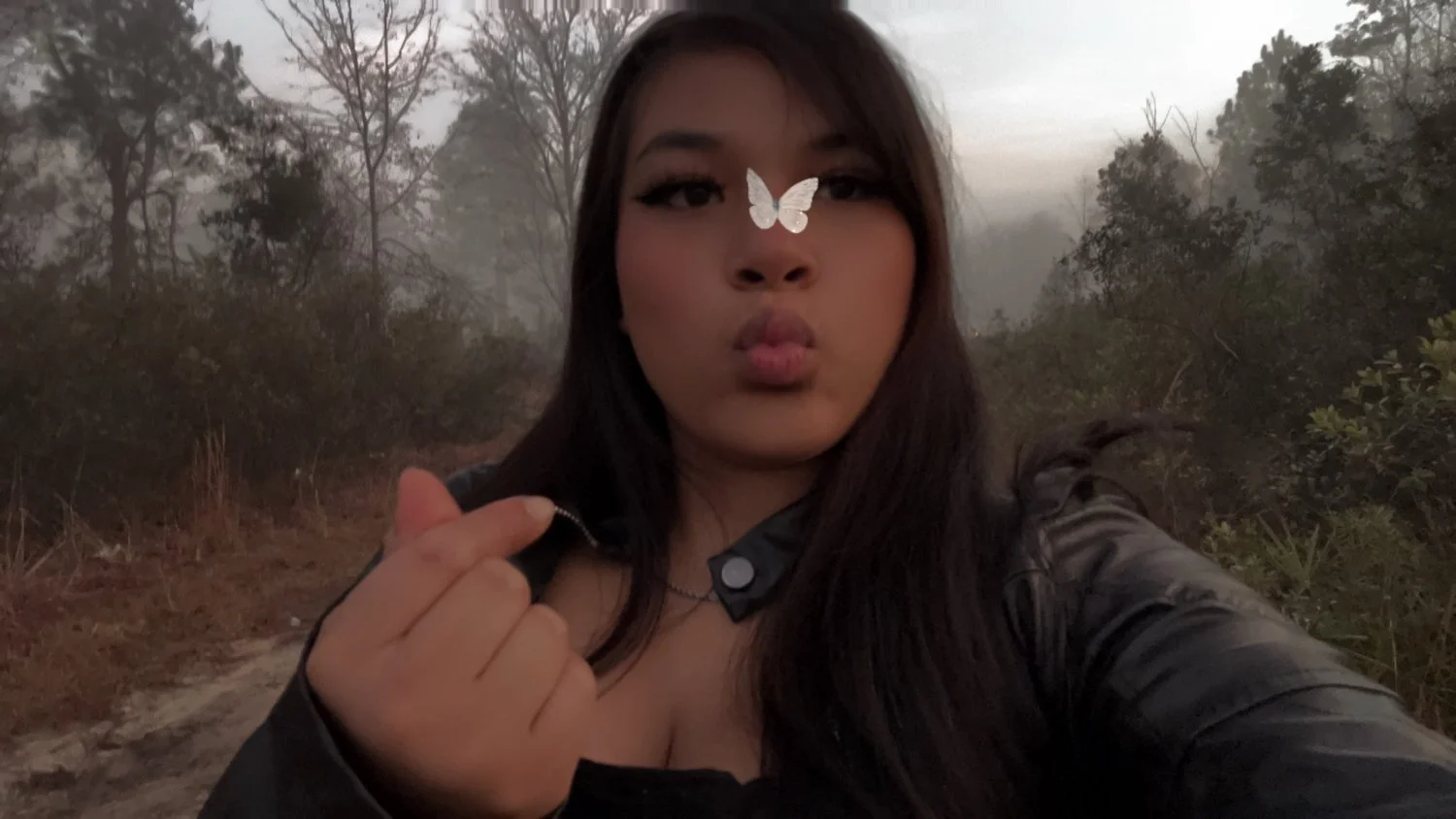 18 Latina gf image 5