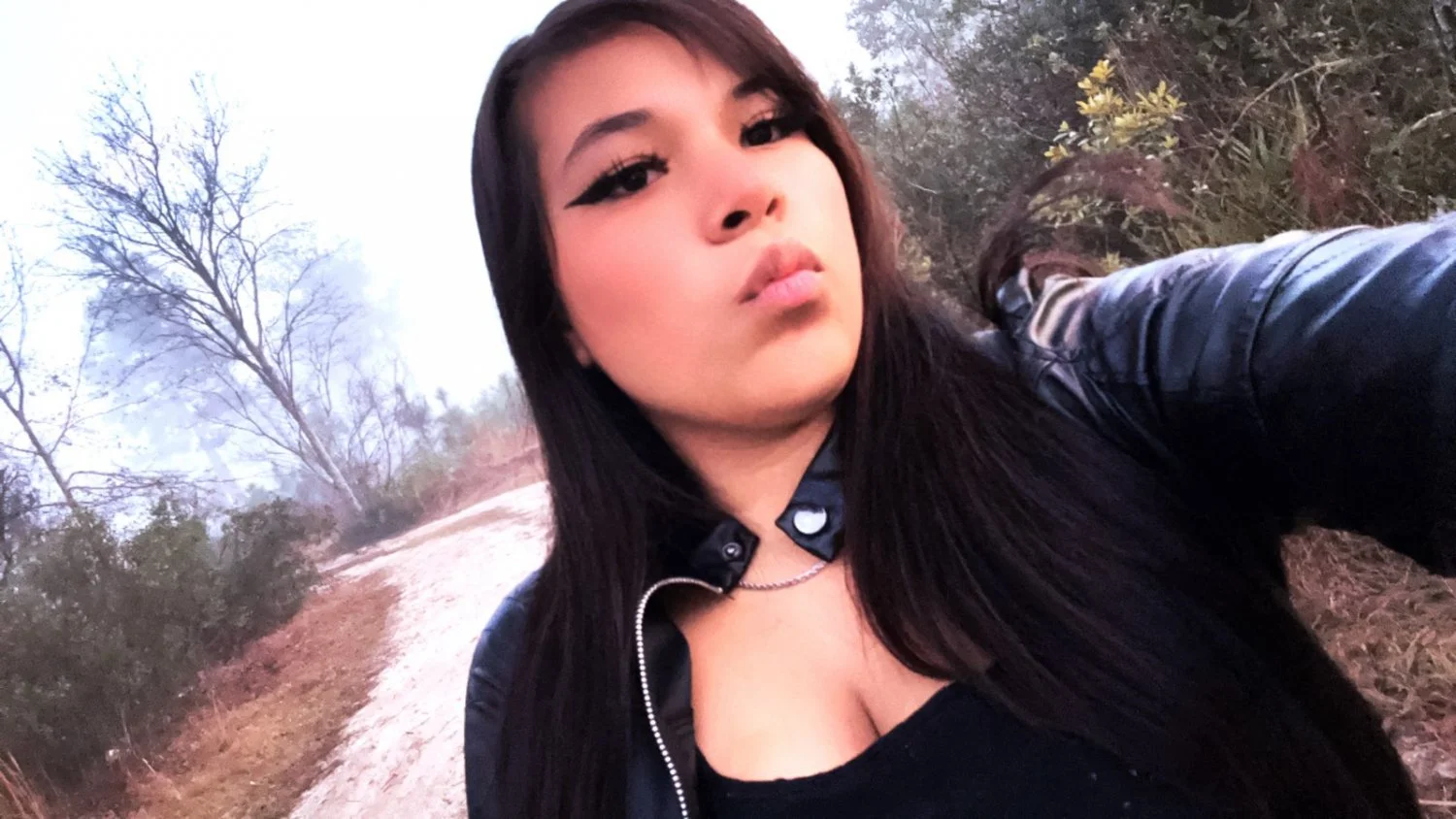 18 Latina gf image 6