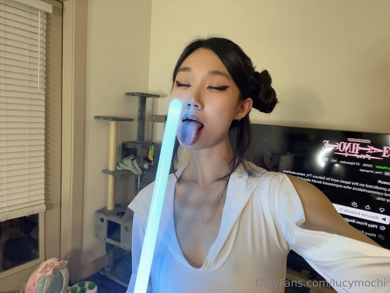 Amateur #1409 image 7