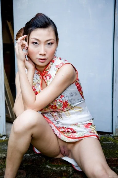 Japanese mature amateur image 10